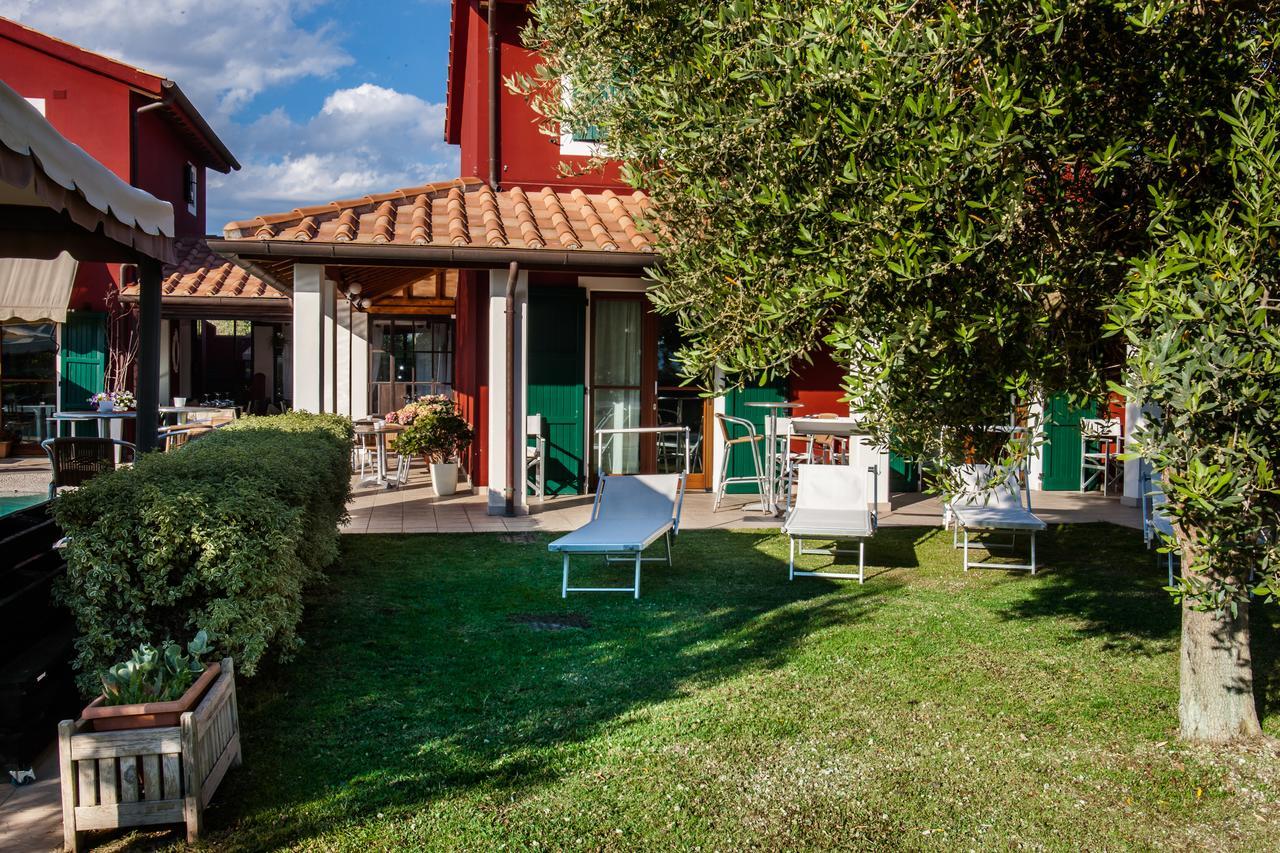 Hotel La Posta Di Torrenova Orbetello Buitenkant foto