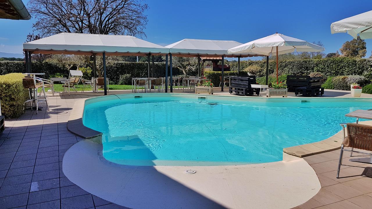 Hotel La Posta Di Torrenova Orbetello Buitenkant foto